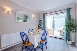 Ferienhaus | 2 Schlafzimmer, Internetzugang