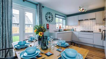 House | 4 bedrooms, Internet