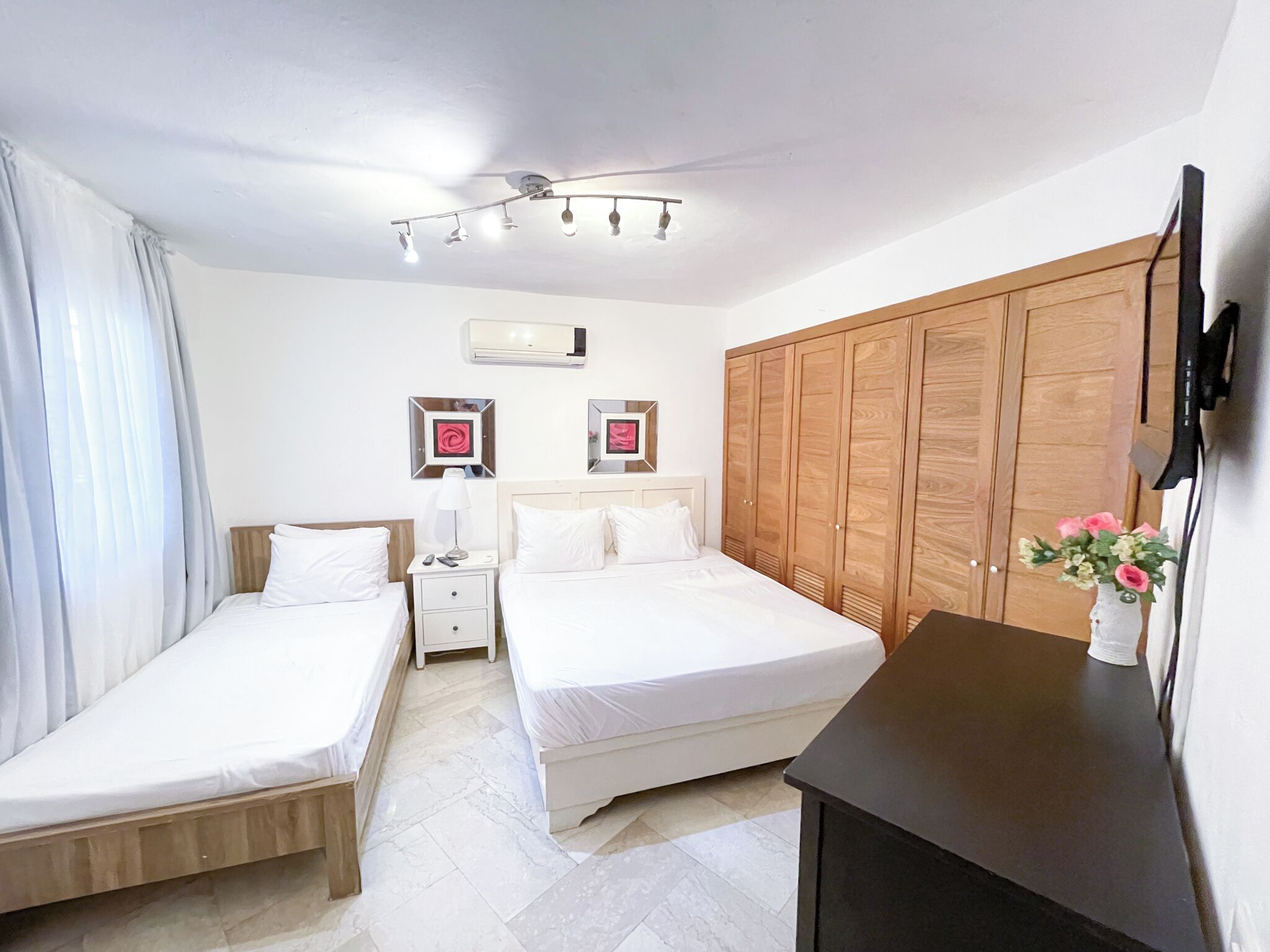 Deluxe-Apartment, Strandblick | Zimmersafe, kostenloses WLAN