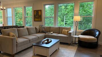 5 bedrooms