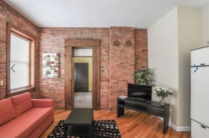Living area - Beautiful Loft in Downtown Kansas City (Kansas City)