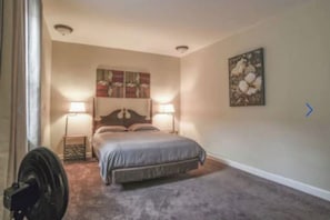 Room - Beautiful Loft in Downtown Kansas City (Kansas City)