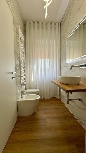 Bathroom - A 250 metri da Spiaggia di Montesilvano, (Montesilvano)