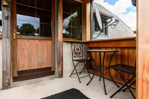 Guest House 'Chambre Familiale - Kalie-Simba' with Mountain View and Shared Garden