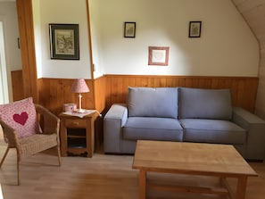 Tv, dvd-afspiller, stereoanlæg