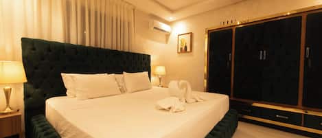 2 chambres, fer et planche Ă repasser, Wi-Fi, literie fournie