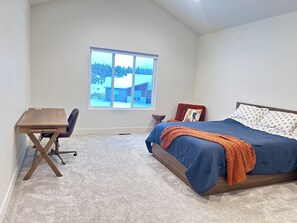 4 bedrooms, free WiFi, bed sheets