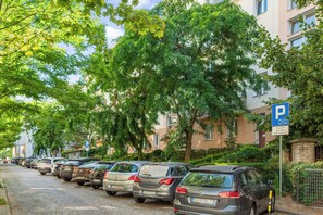 Front of property - Abrahama 36 - by Grand Apartments (Gdynia)