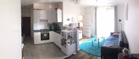 Comfort Apartment, Balcony | Living area