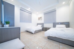 Room - 2-BR apart. in Al Marwa /10 Mins away from Airport (Jeddah)