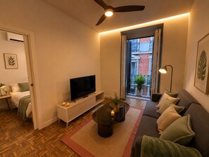 Living area - The Chueca Hideaway (Madrid)
