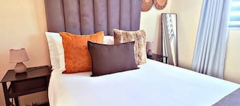 Elite Garden Cabin – Cozy Hideaway in Welkom