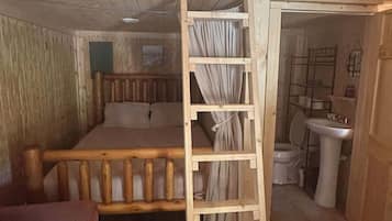4 bedrooms, WiFi, bed sheets