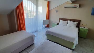 Family Quadruple Room, Balcony, City View | Free WiFi