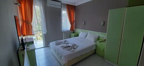Standard Double Room, Balcony, Garden View - TANGO PANSIYON (KOYCEGIZ)
