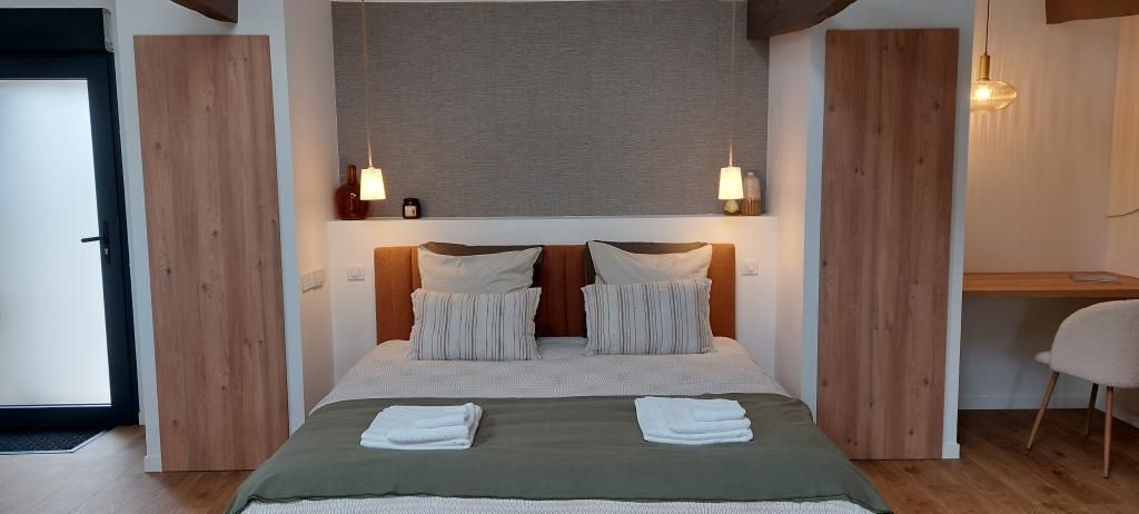 2 bedrooms, WiFi, bed sheets
