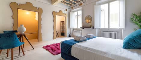 1 habitación, wifi y ropa de cama