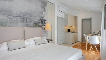 Studio (Classic Studio Apartment) | 1 bedroom, free WiFi