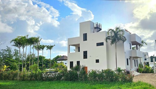 Placencia Villa for 8 guests, Beach, Luxury, Pool