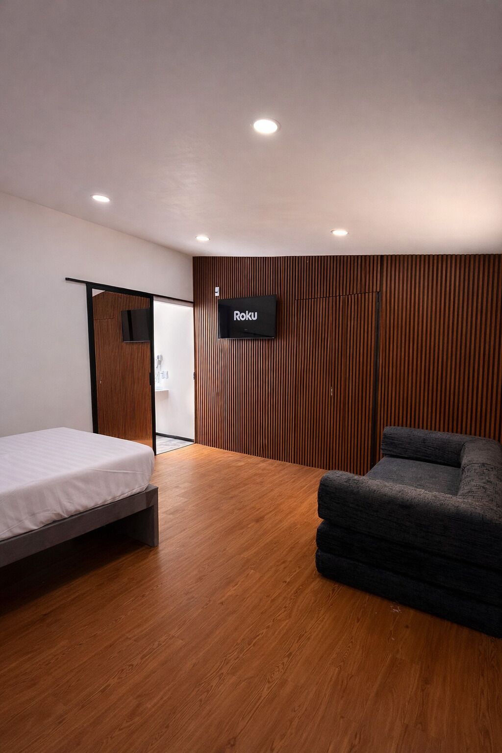 Comfort-huoneisto, 2 keskisuurta parisänkyä, patio | Pimennysverhot, ilmainen Wi-Fi