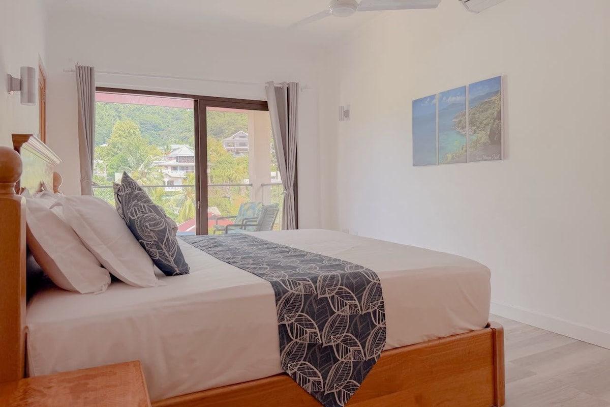 In-room safe, iron/ironing board (on request), free WiFi