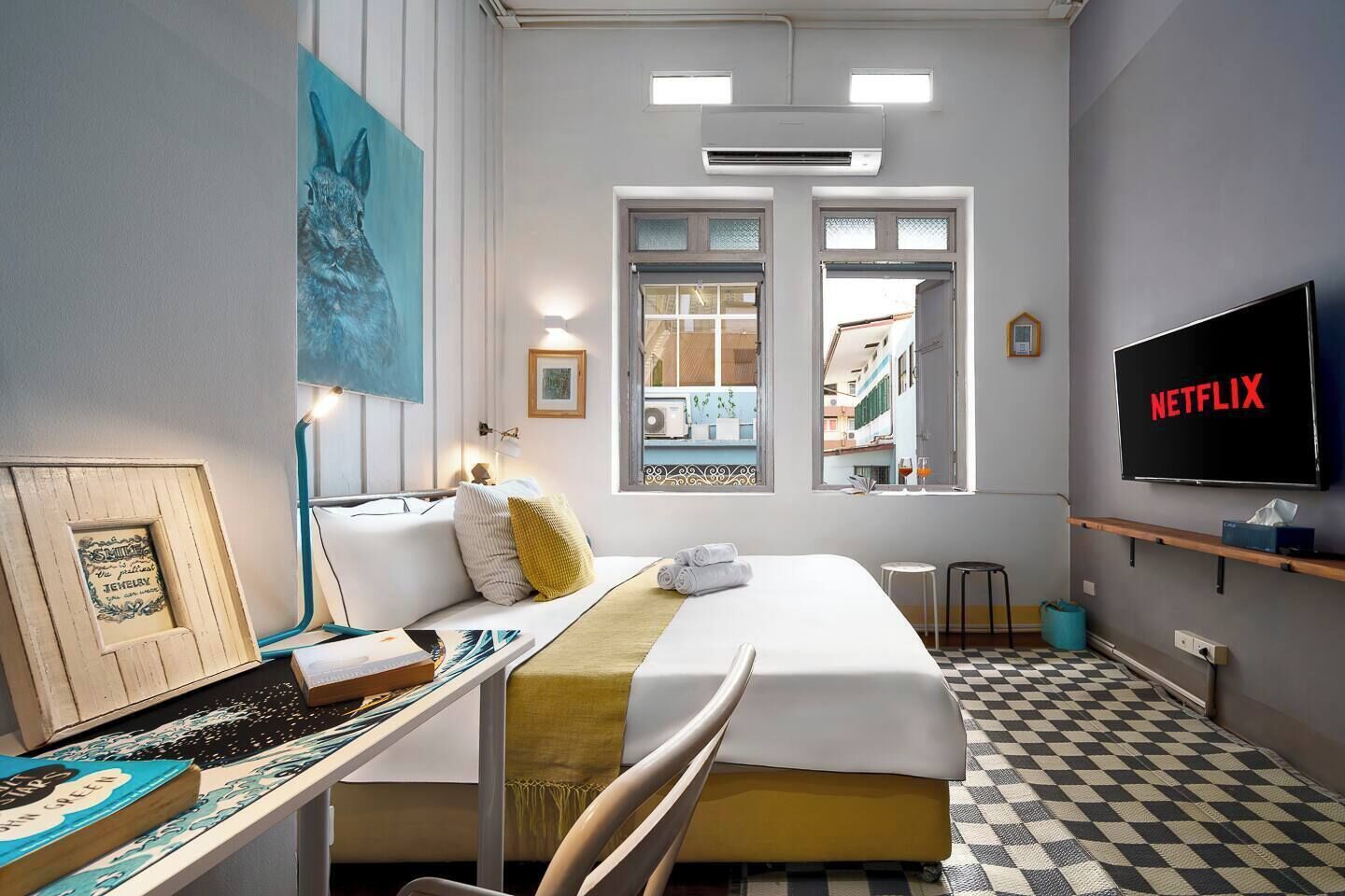 3 bedrooms, desk, iron/ironing board, WiFi