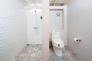 Hårtørrer, håndklæder, Sæbe, Shampoo