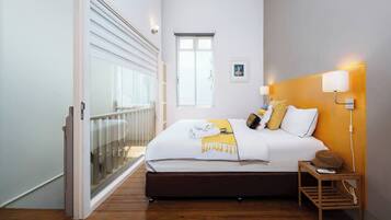 1 bedroom, desk, iron/ironing board, WiFi