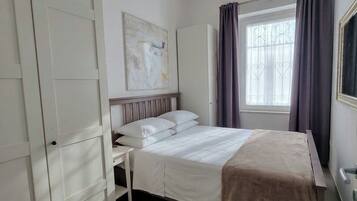 3 Schlafzimmer, Bügeleisen/Bügelbrett, WLAN, Bettwäsche