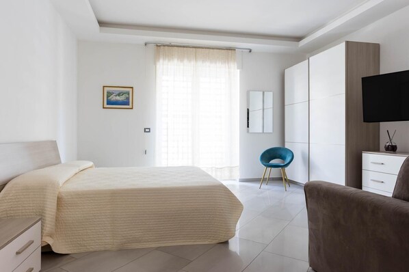 Room - Vrbo Property (Sant'Antonio Abate)