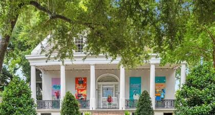 Mid-City Retreat | Steps to City Park