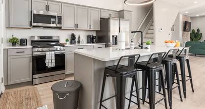 Downtown Columbus - Sleeps 16 - Spacious + Arcades