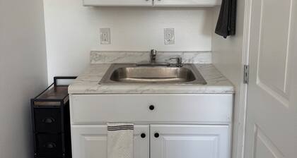 Lux Studio Suite Near Hot Springs & Ouachita River