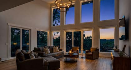 Luxury Lake Retreat, !! New !! 6 Bedroom Home Built in 2025!