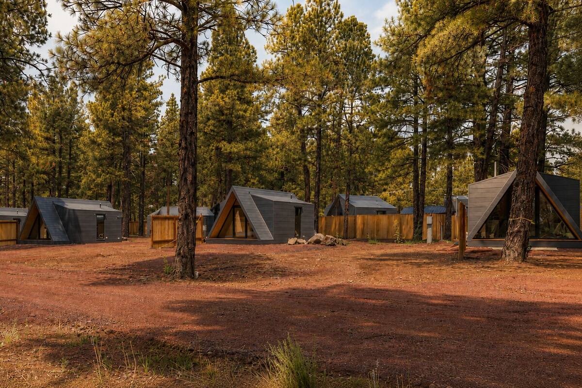 Standard Cabin, Patio | WiFi (free), bed sheets
