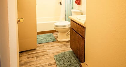 Conveniently located, 2 bedroom condo in Central Casper.