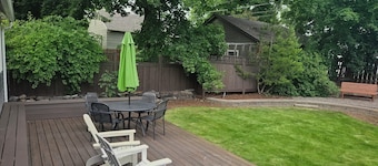 Charming downtown Kalispell home in a walkable historic neighborhood