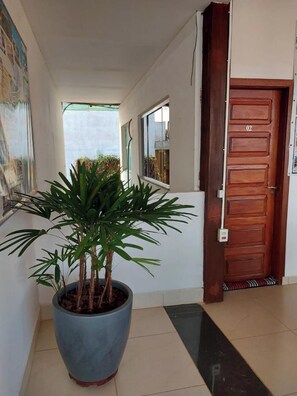 Luxury Studio Suite, Lagoon View | Terrace/patio - Suíte com Jacuzzi Vista de Escarpas 2 (Capitólio)