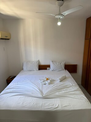 Room - Village dos bosques 43 (Porto Seguro)