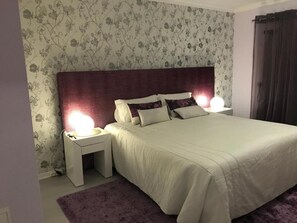 Een strijkplank/strijkijzer, gratis wifi, beddengoed, rolstoeltoegang