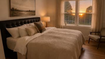 3 bedrooms, iron/ironing board, WiFi, bed sheets