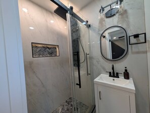 4 bedrooms - 145 Melinda Home (Smyrna)