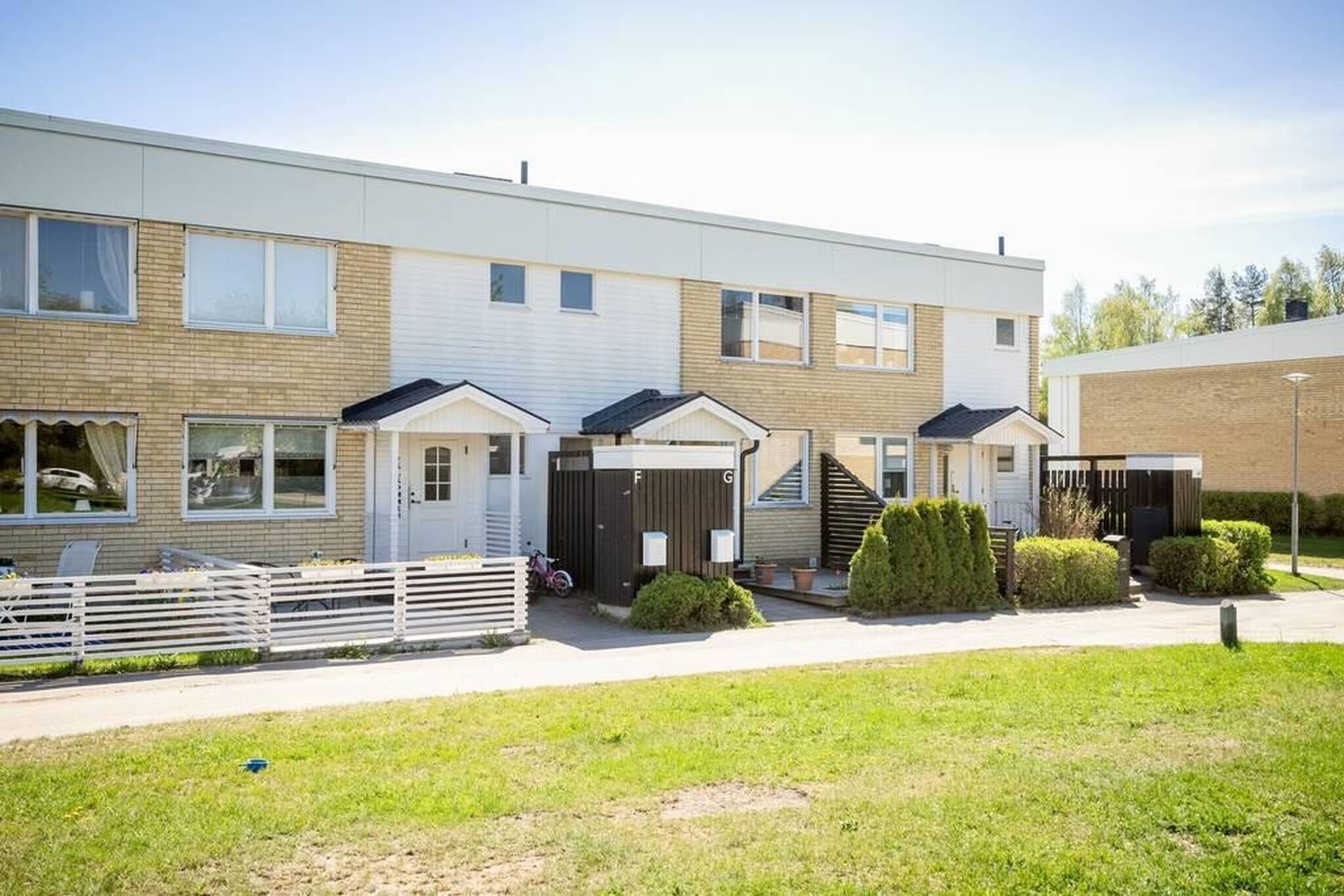 House, 4 Bedrooms, Balcony | Exterior