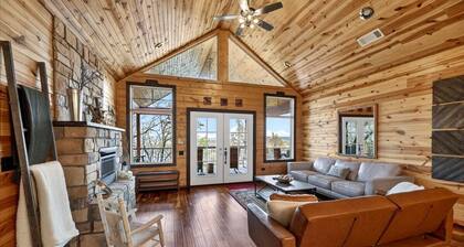 Casa Verde - Lakeview Cabin