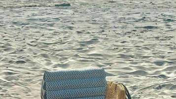 Solstolar och strandhanddukar