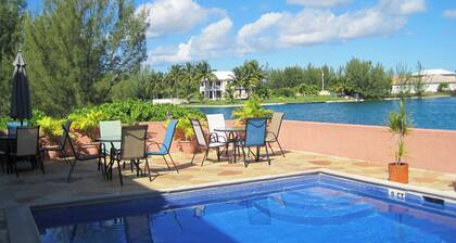 Dundee Bay Villas