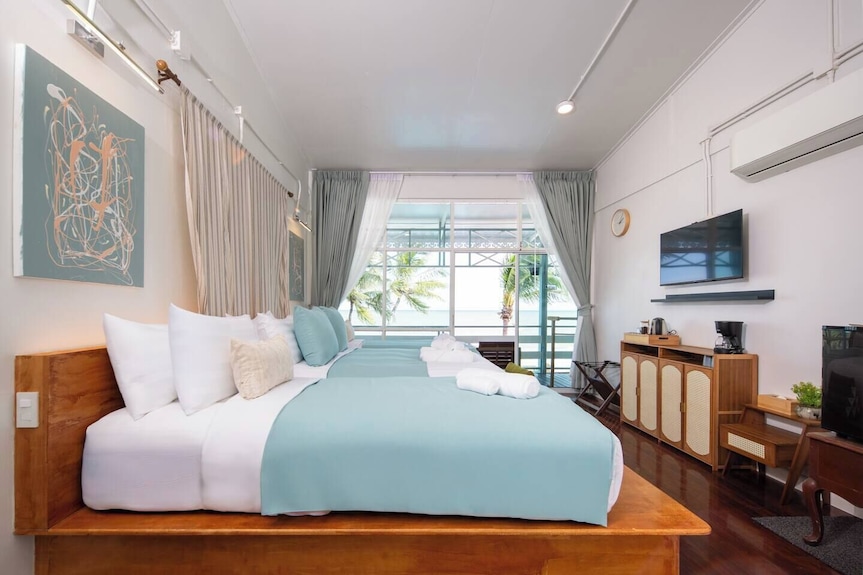 Wander At Bayside 19 | Upstairs Sea-view Room, Bathtub (Sleeps 4) - Hua Hin