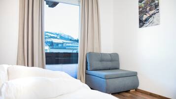 3 dormitorios, tabla de planchar con plancha, wifi gratis y ropa de cama