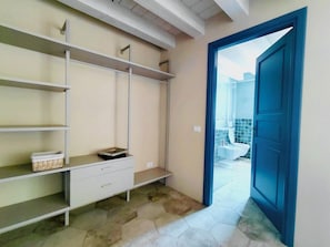 Double Room, 1 King Bed, Patio, Park View | Interior - Villa Gioia (Monterosso al Mare)