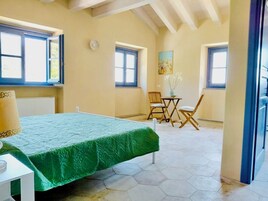 Comfort Double Room, Hill View | Interior